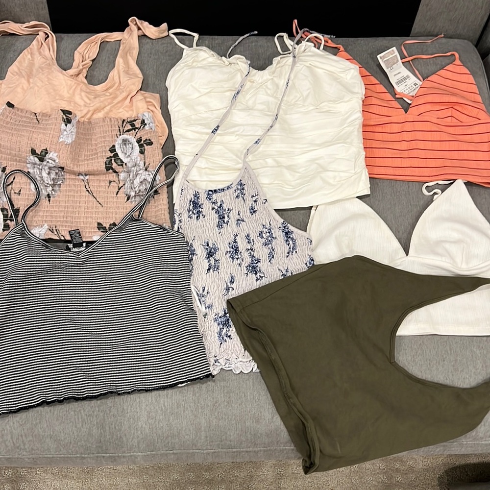 Tank top lot